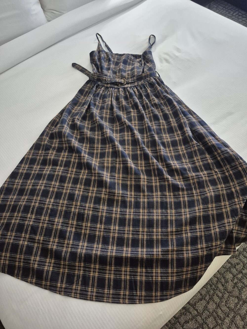 Commense Midi Dress Plaid Smocked Bodice Plaid L NWT - Picture 6 of 12